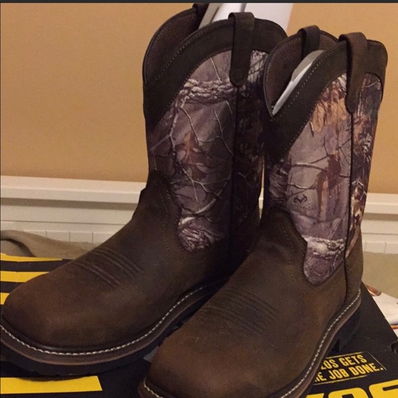 brazos camo boots